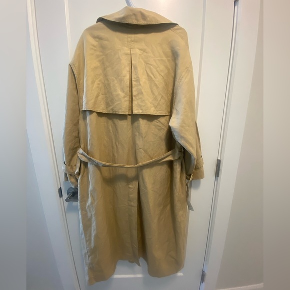 Levi’s Oversized Trench Coat BNWT (Size L) - Picture 2 of 5